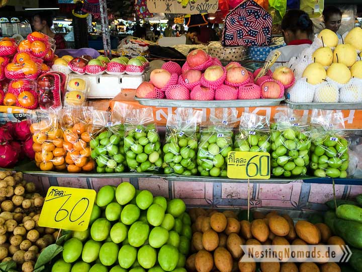 Essen vom Markt Sri Wattana in Chiang Mai