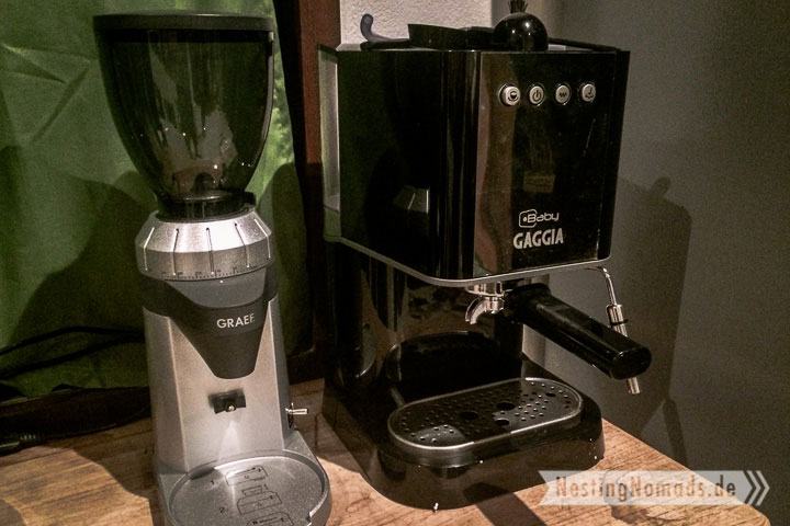 Samstag früh wird das erste Mal unsere neue Kaffeemaschine eingesetzt.