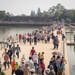 Menschenmassen bei Angkor Wat